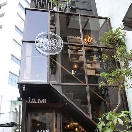 Jami Homestay Tainan Exterior foto